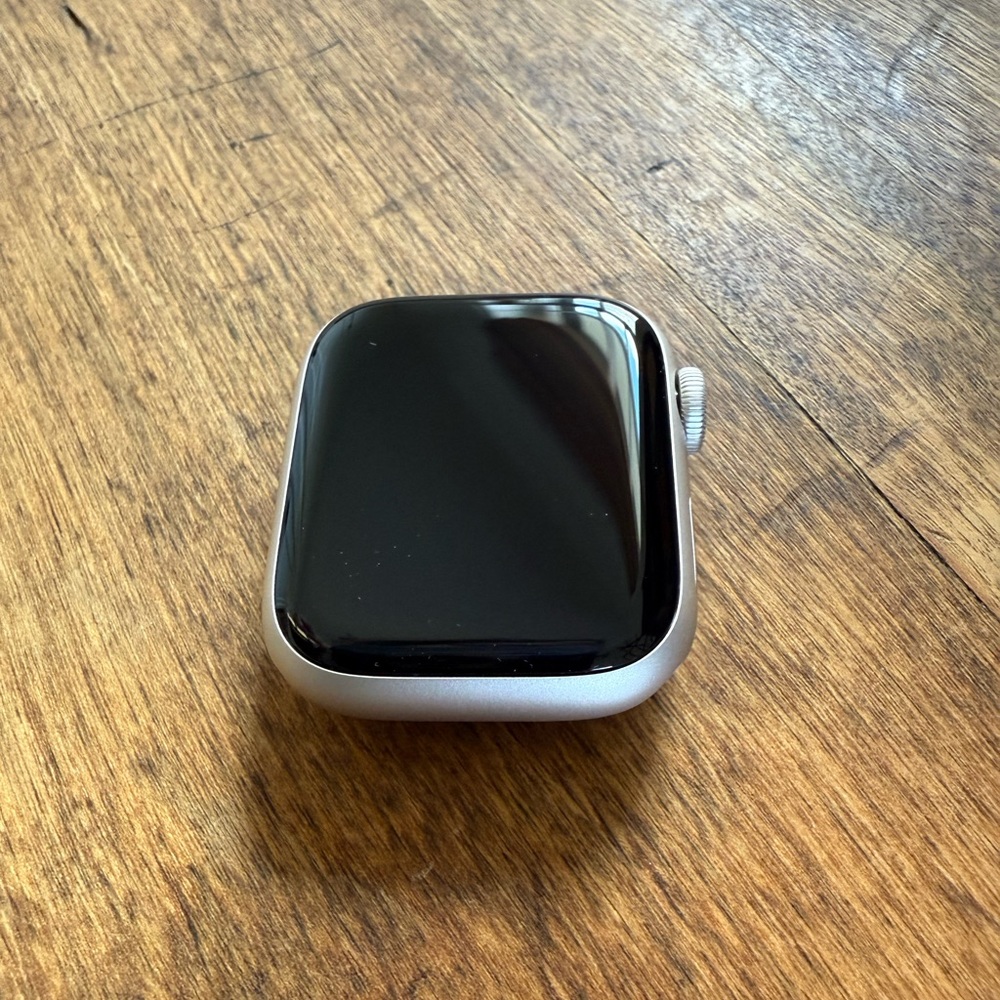 Apple Watch Series 7 with GPS - Refurbished/New from Apple